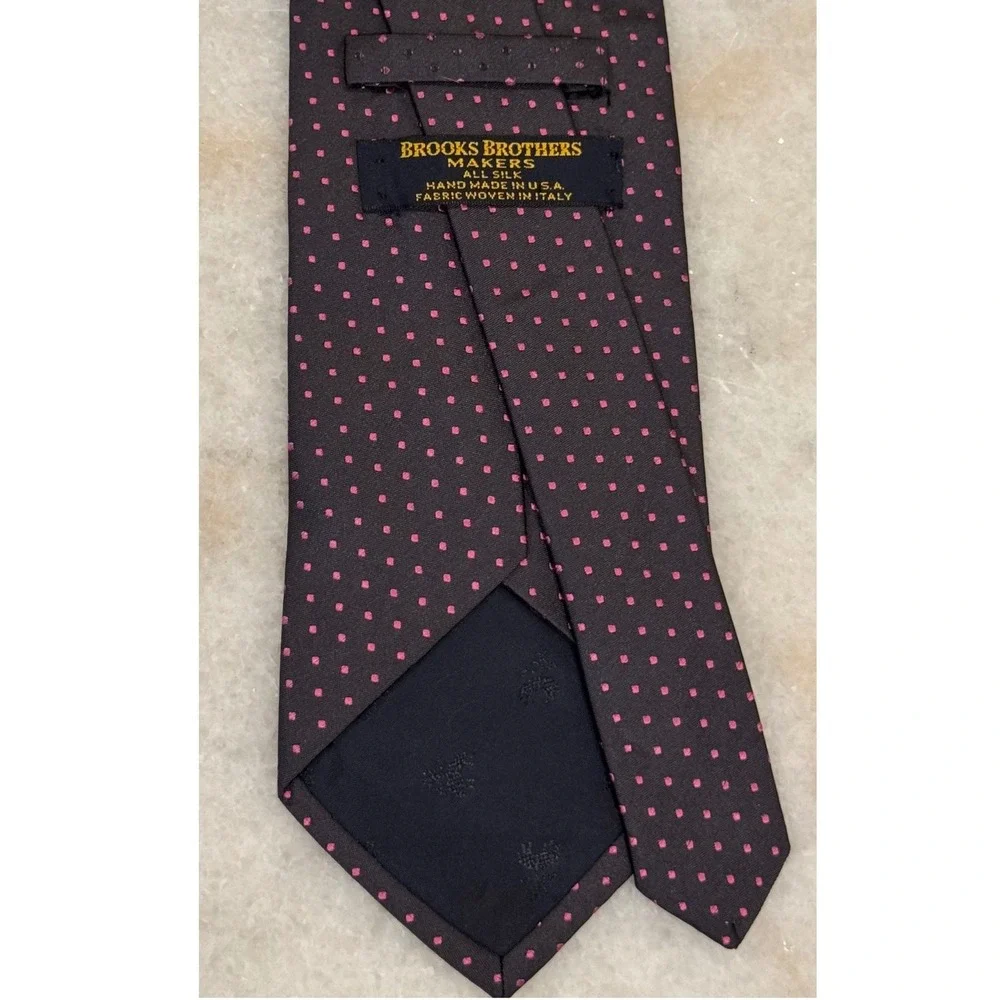 Brooks Brothers Makers Silk Tie‎ Black Pink Micro Dot Hand Made USA Italy Fabric